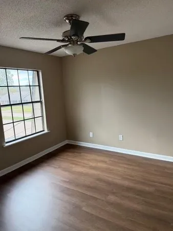 $119,900 | 4041 Charleston Circle, Unit 29, Alexandria, LA 71303