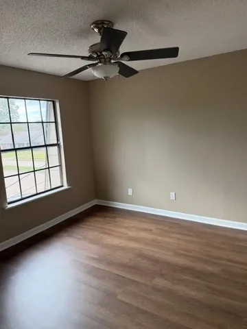 $124,900 | 4041 Charleston Circle, Unit 29, Alexandria, LA 71303