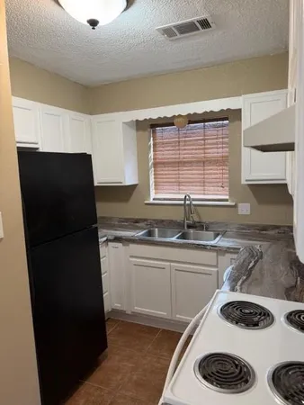 $119,900 | 4041 Charleston Circle, Unit 29, Alexandria, LA 71303