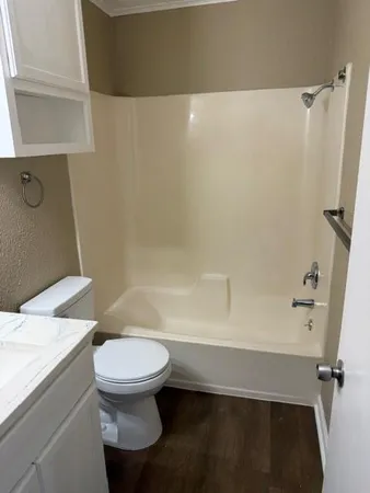 $119,900 | 4041 Charleston Circle, Unit 29, Alexandria, LA 71303