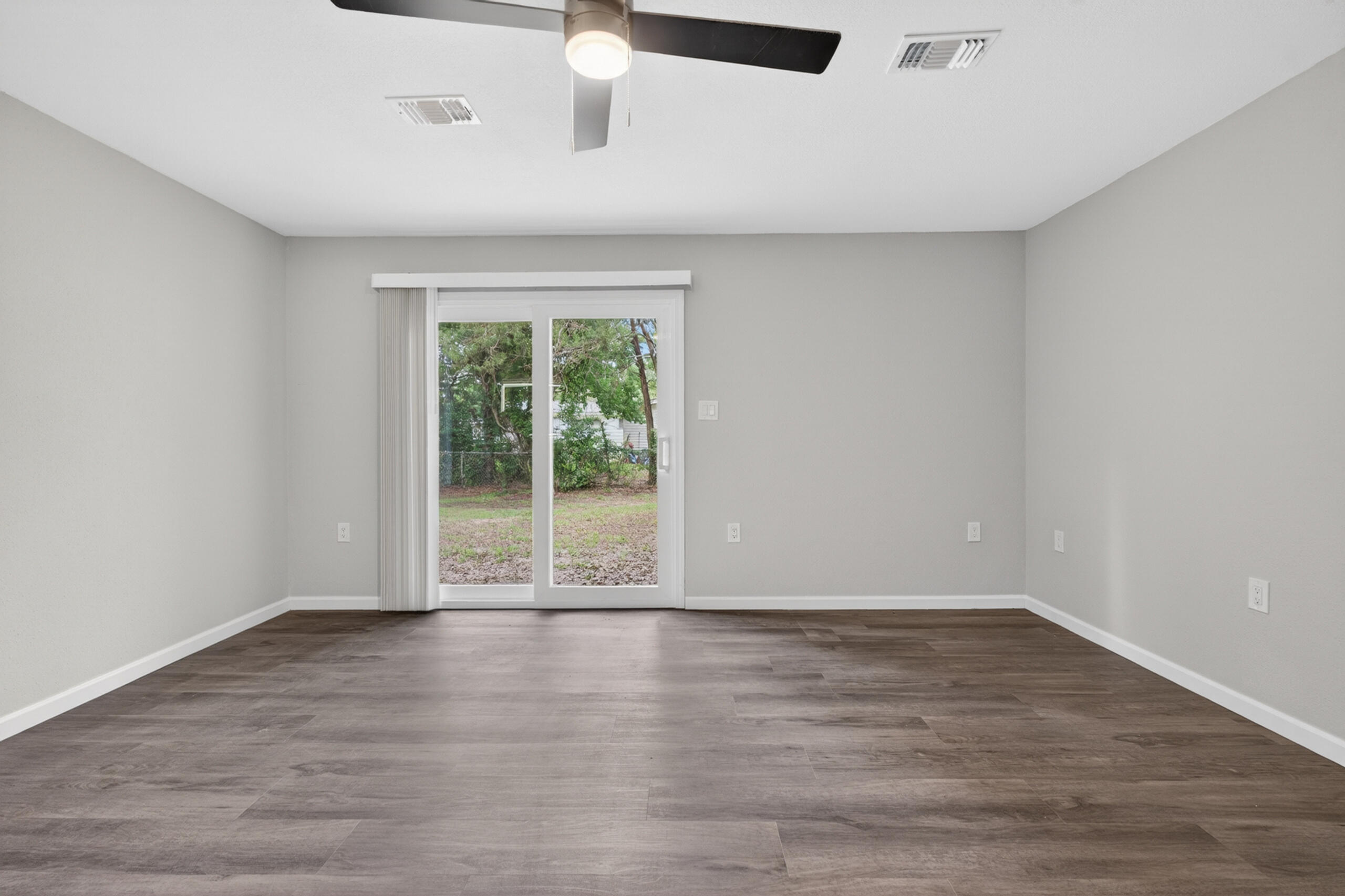 670 Shrewsbury Road Mary Esther, FL 32569 - Photo 16 of 48 020_670 shrewsbury road-19