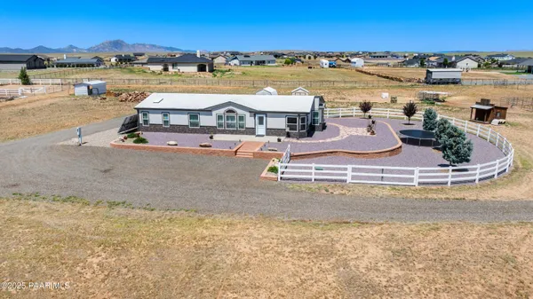 $950,000 | 10450 North Poquito Valley Road, Prescott Valley, AZ 86315