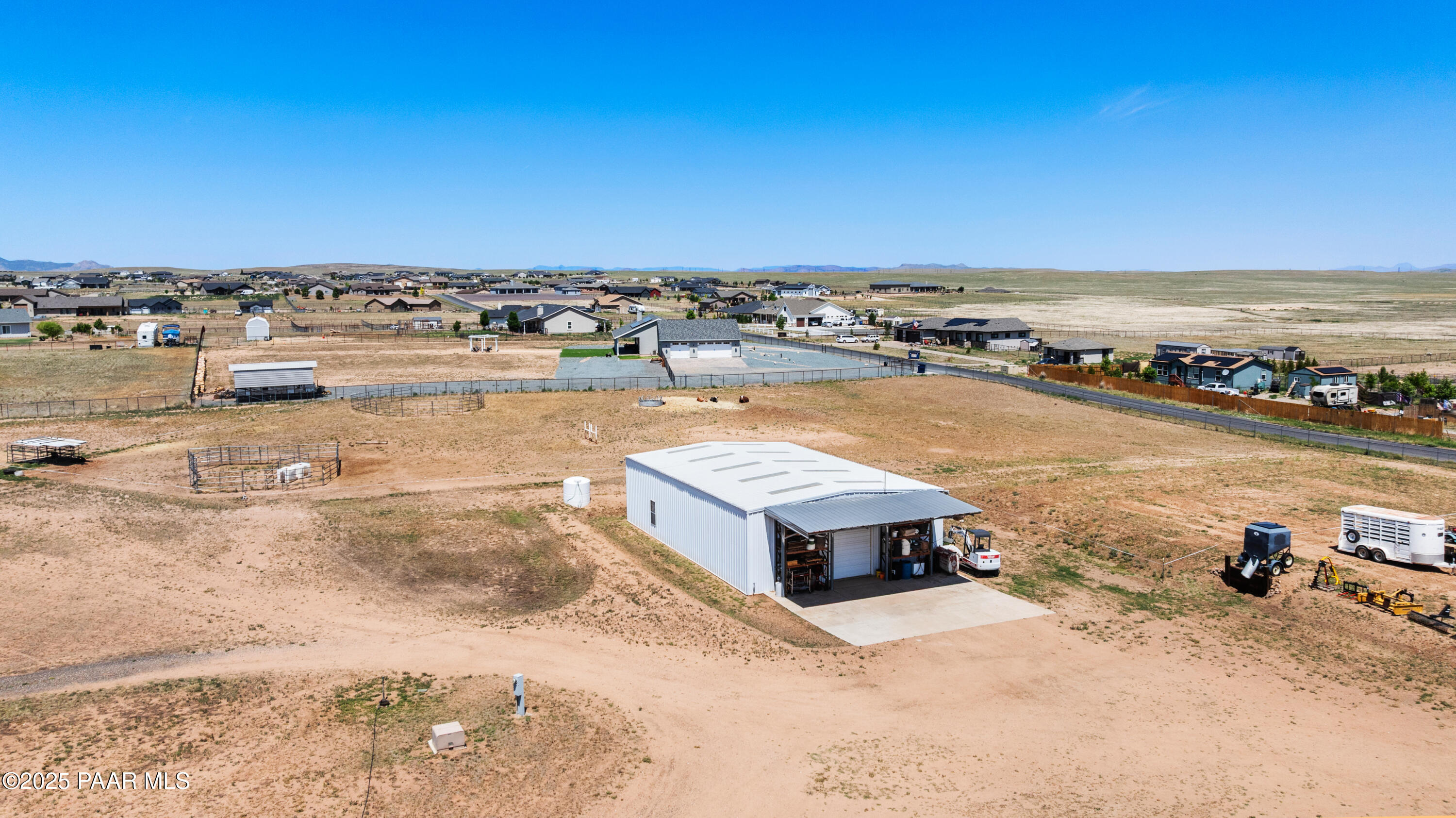 10450 North Poquito Valley Road Prescott Valley, AZ 86315 - Photo 20 of 30 Workshop Exterior