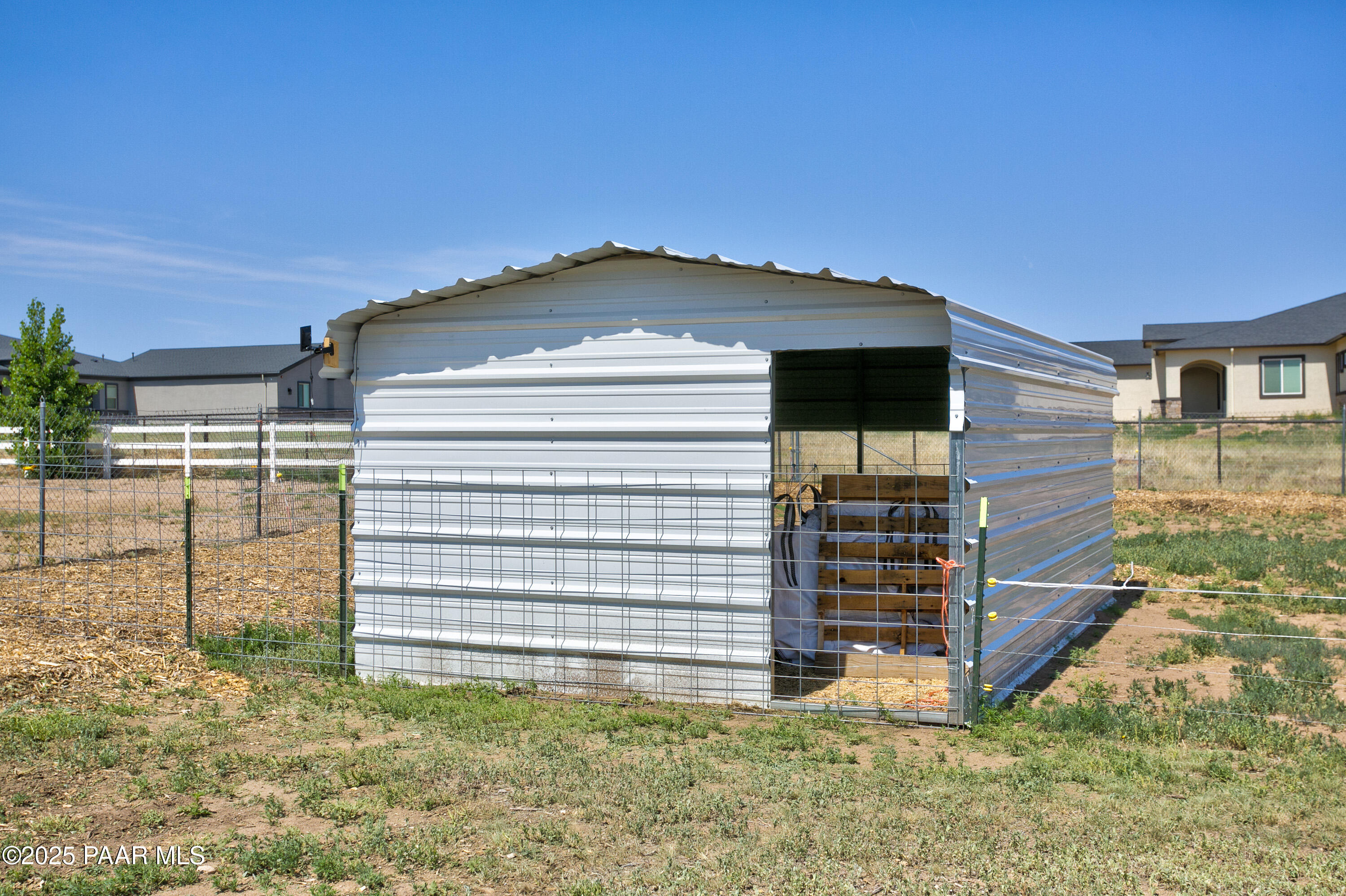 10450 North Poquito Valley Road Prescott Valley, AZ 86315 - Photo 24 of 30 Bullding 3
