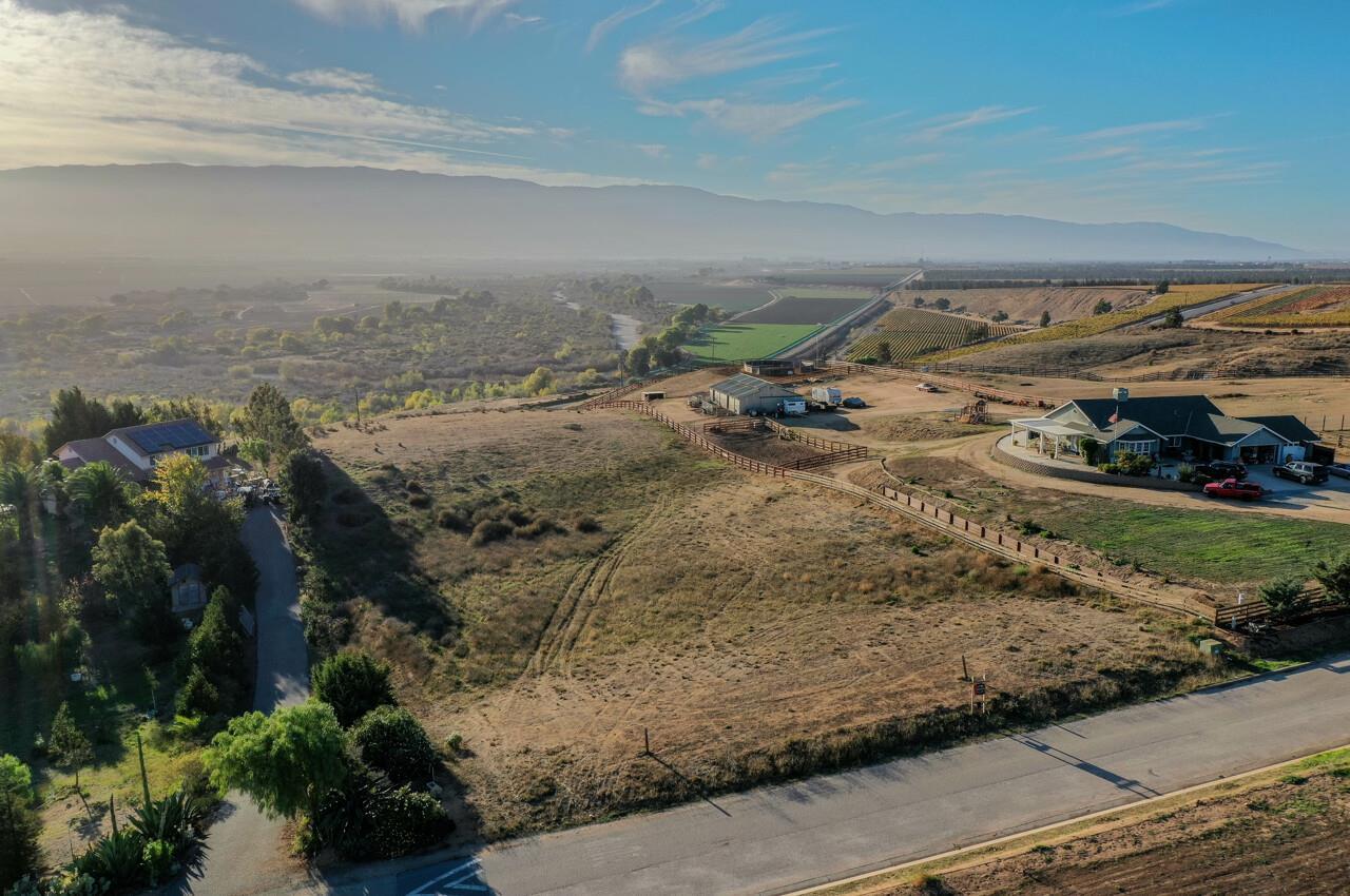 35670 Eagle Ridge Soledad, CA 93960 - Photo 1 of 7 Gallery Image 1