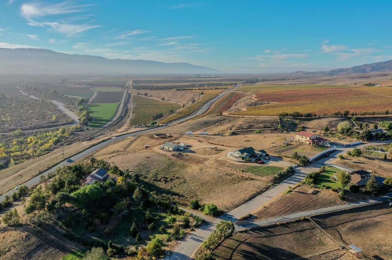 35670 Eagle Ridge Soledad, CA 93960 - Photo 6 of 7 Gallery Image 6