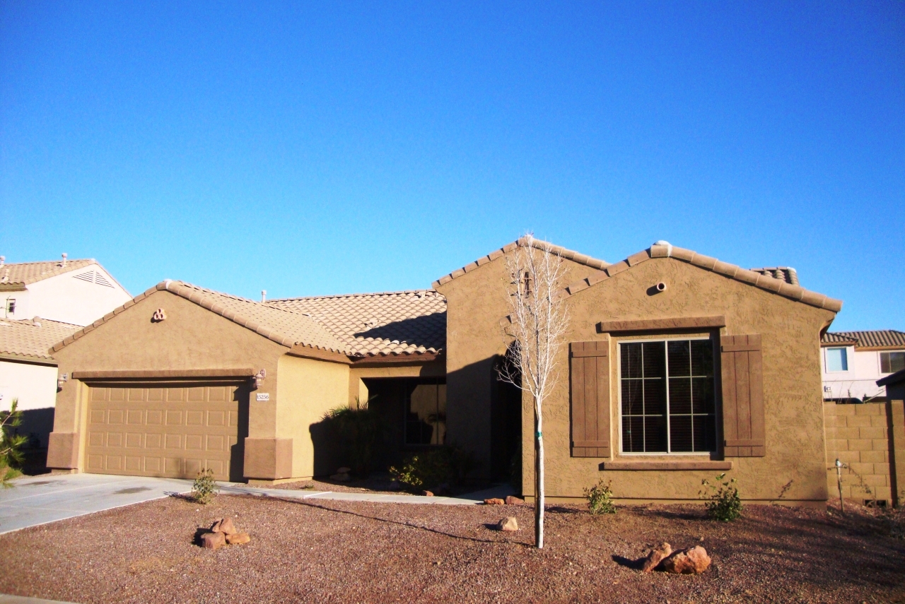 15256 West Redfield Road Surprise, AZ 85379 - Photo 2 of 27 1a