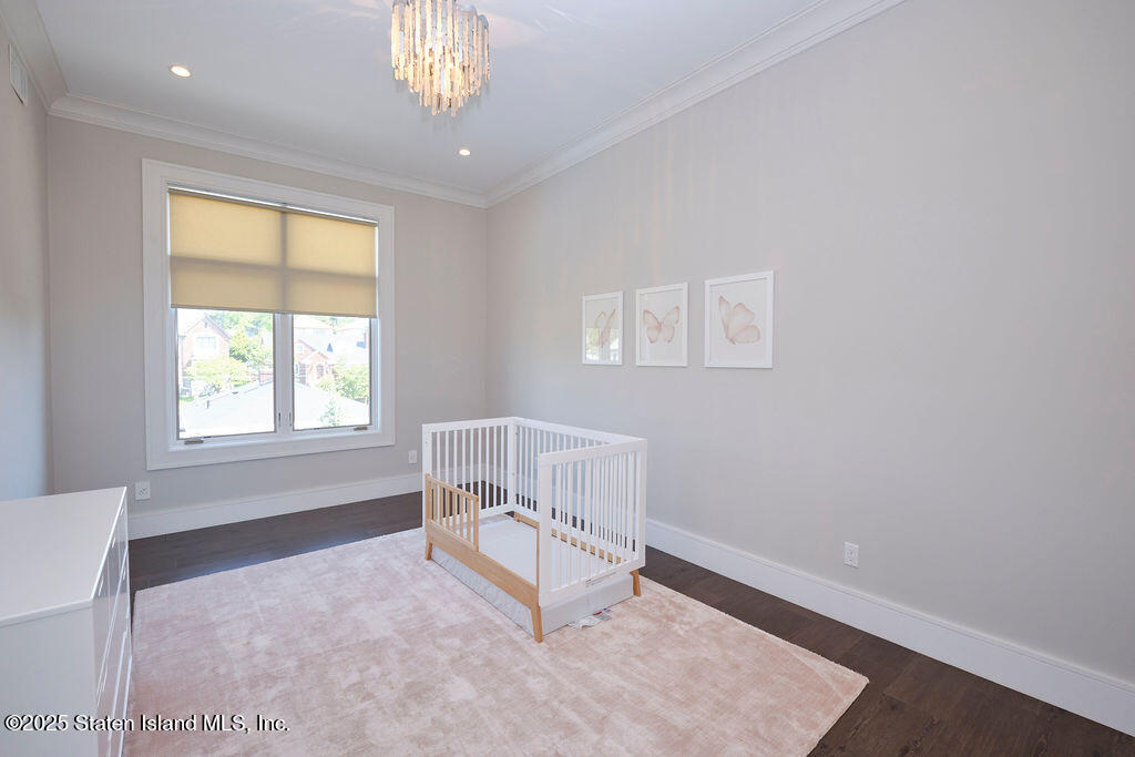 185 Radcliff Road Staten Island, NY 10305 - Photo 21 of 46 DSCF5660