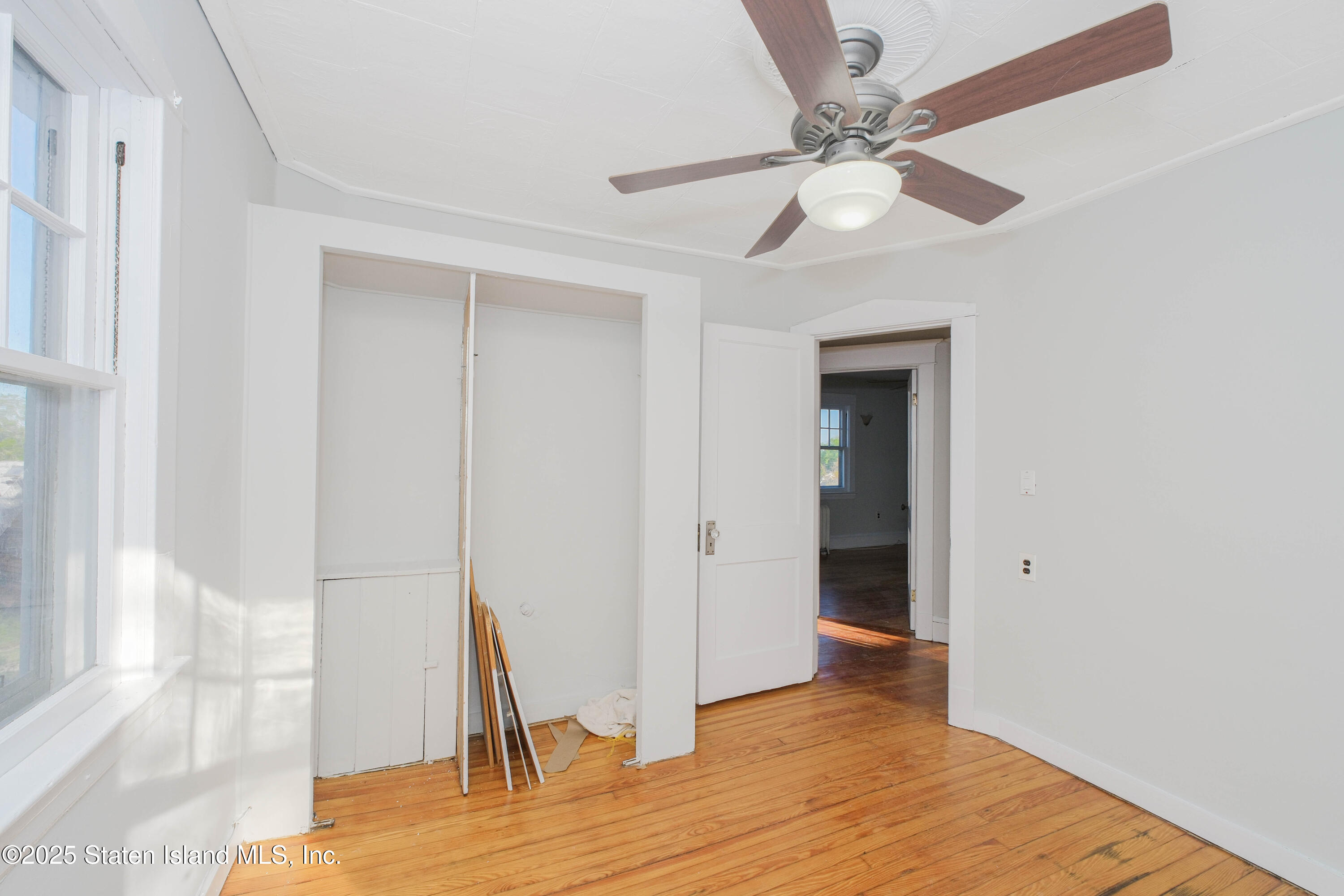 2341 Richmond Road Staten Island, NY 10306 - Photo 23 of 30 DSCF8971