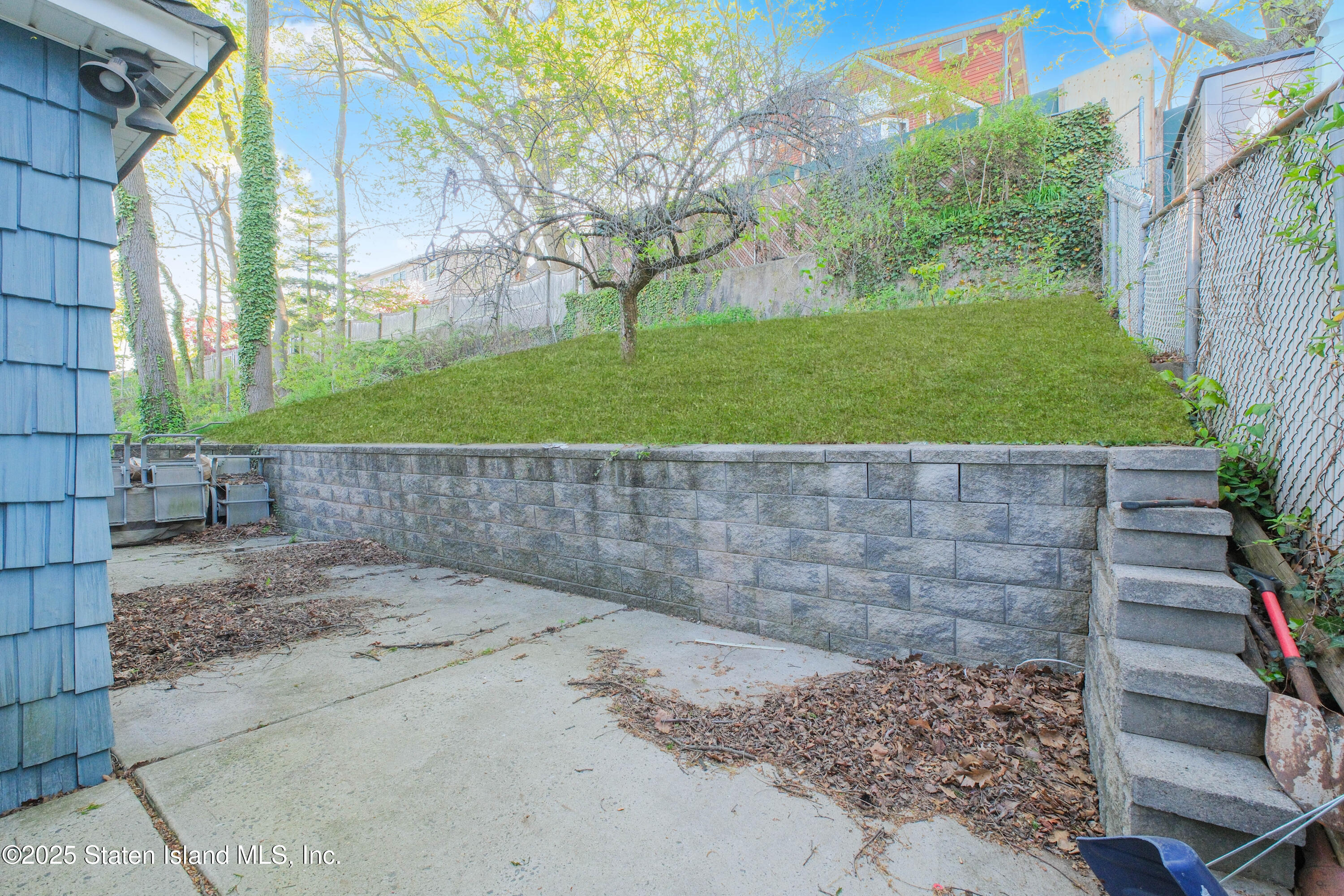 2341 Richmond Road Staten Island, NY 10306 - Photo 28 of 30 DSCF9058