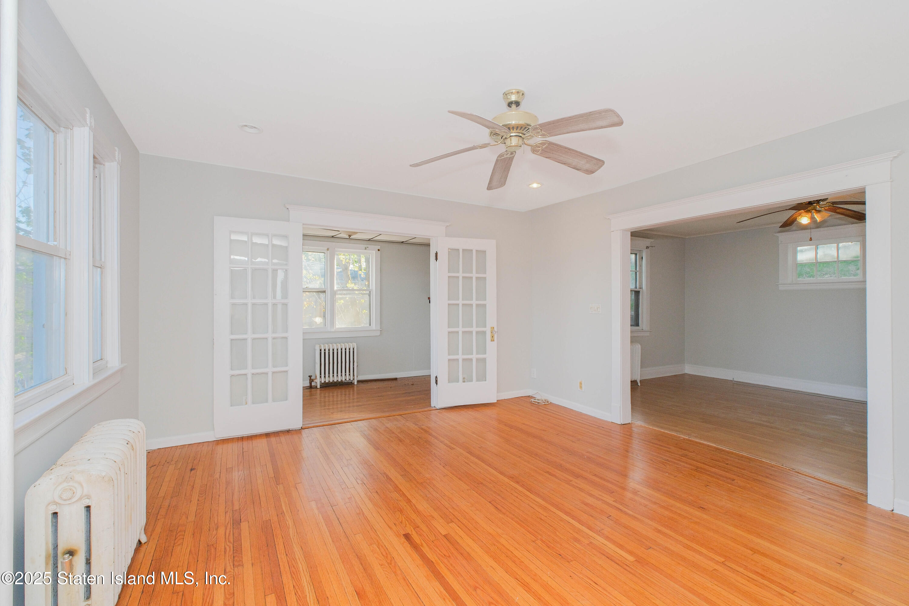 2341 Richmond Road Staten Island, NY 10306 - Photo 4 of 30 DSCF8903