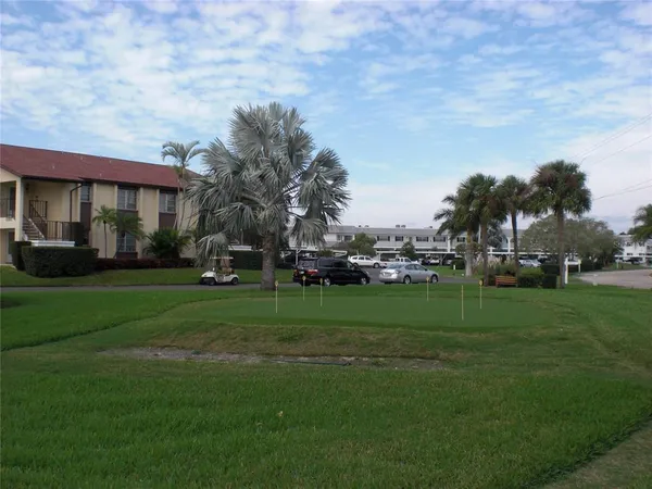 $4,300 | 4765 Independence Drive, Bradenton, FL 34210