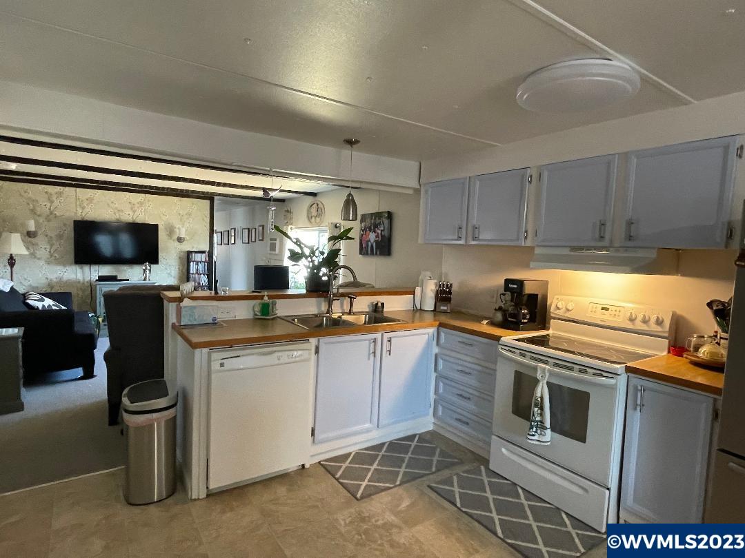 2796 South Main Road, Unit 93 Lebanon, OR 97355 - Photo 2 of 14