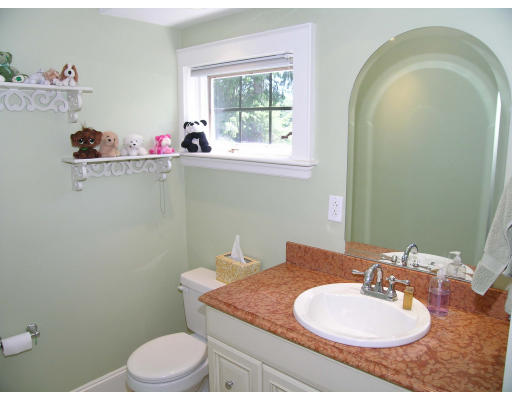 7 Seneca Road Winchester, MA 01890 - Photo 11 of 28 Gallery Image 11