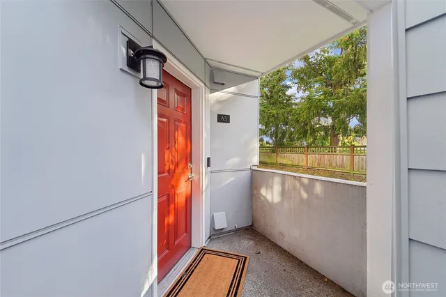 a view of an entryway