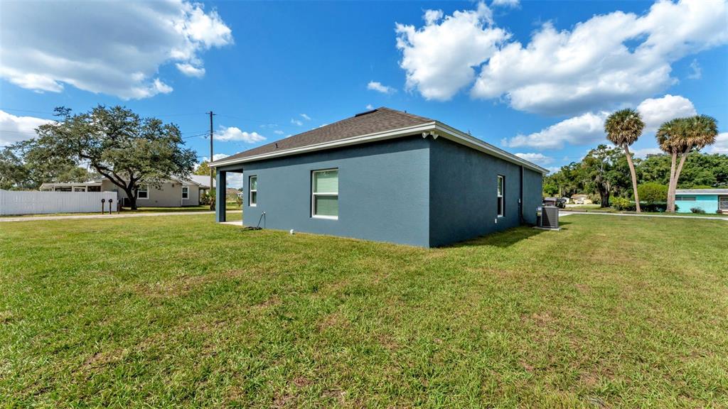 1650 Pearce Road Winter Haven, FL 33881 - Photo 30 of 37