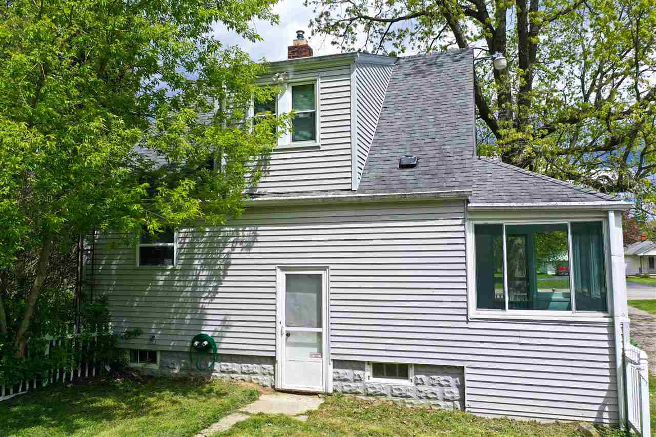 2104 South Genesee Road Burton, MI 48519 - Photo 22 of 27