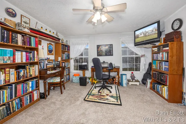 $82,900 | 280 West Scarlet Oak Drive, Coopersville, MI 49404