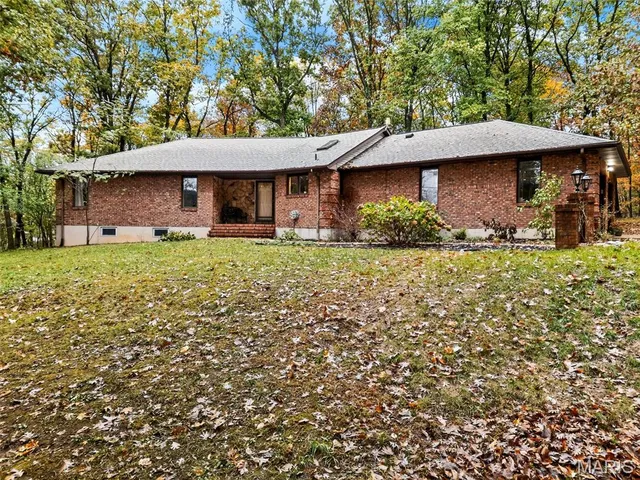 $559,900 | 8349 White Oak Trail, Hillsboro, MO 63050