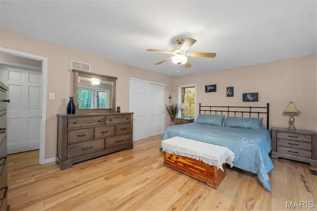 $559,900 | 8349 White Oak Trail, Hillsboro, MO 63050