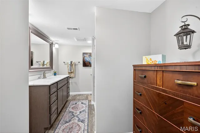 $559,900 | 8349 White Oak Trail, Hillsboro, MO 63050