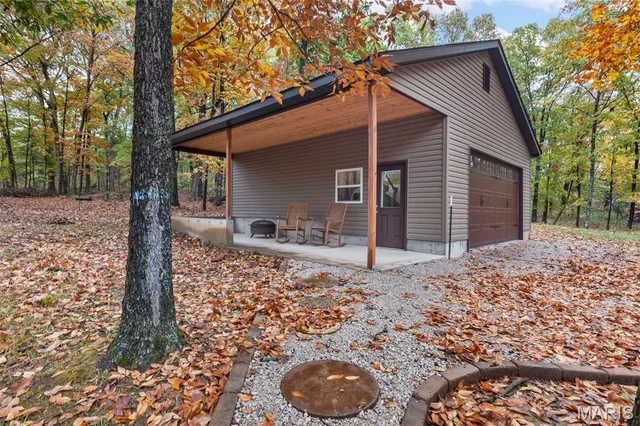 $559,900 | 8349 White Oak Trail, Hillsboro, MO 63050