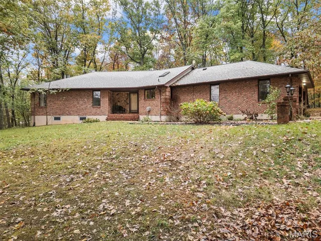 $559,900 | 8349 White Oak Trail, Hillsboro, MO 63050