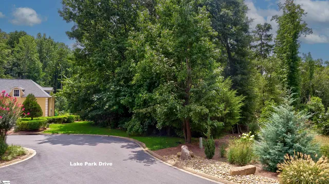 $148,000 | 168 Lake Park Drive, Spartanburg, SC 29301