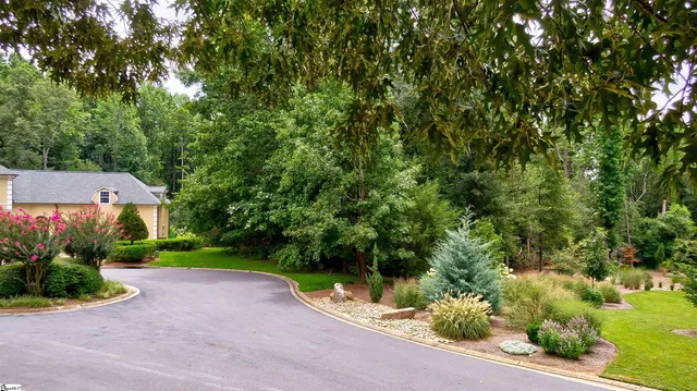 $148,000 | 168 Lake Park Drive, Spartanburg, SC 29301