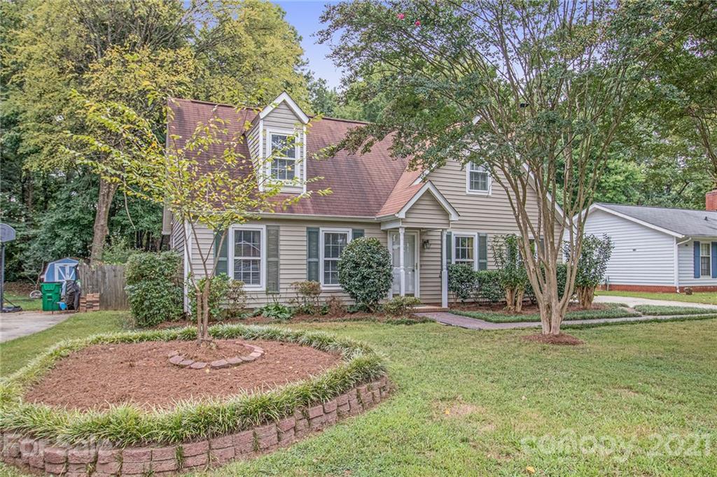 8625 Stoneface Road Charlotte, NC 28214 - Photo 3 of 27 Gallery Image 3