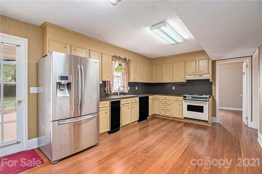 8625 Stoneface Road Charlotte, NC 28214 - Photo 9 of 27 Gallery Image 9