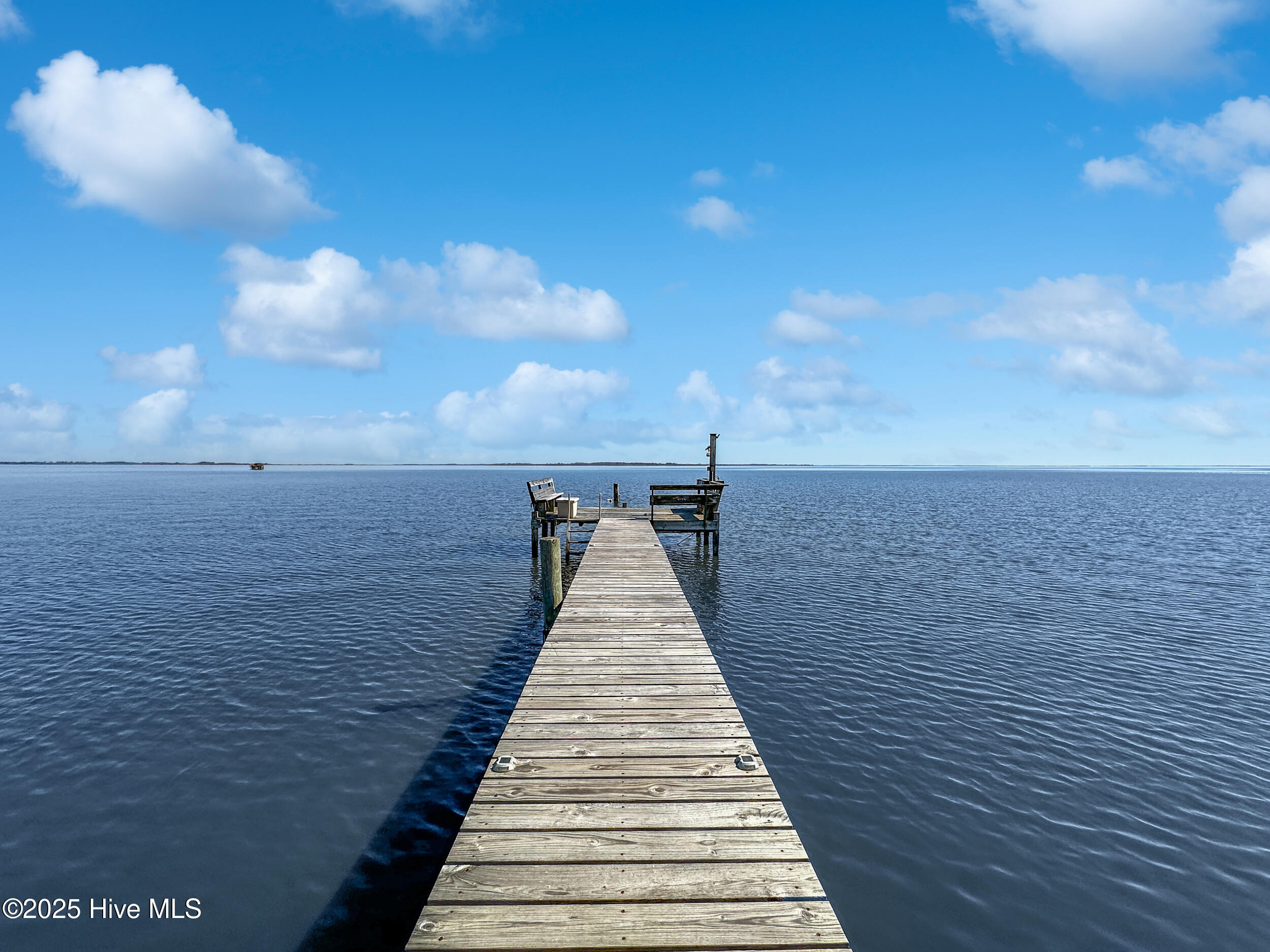 194 Baxter Estates Road Currituck, NC 27929 - Photo 7 of 21 11_20250312_114219447_0.0