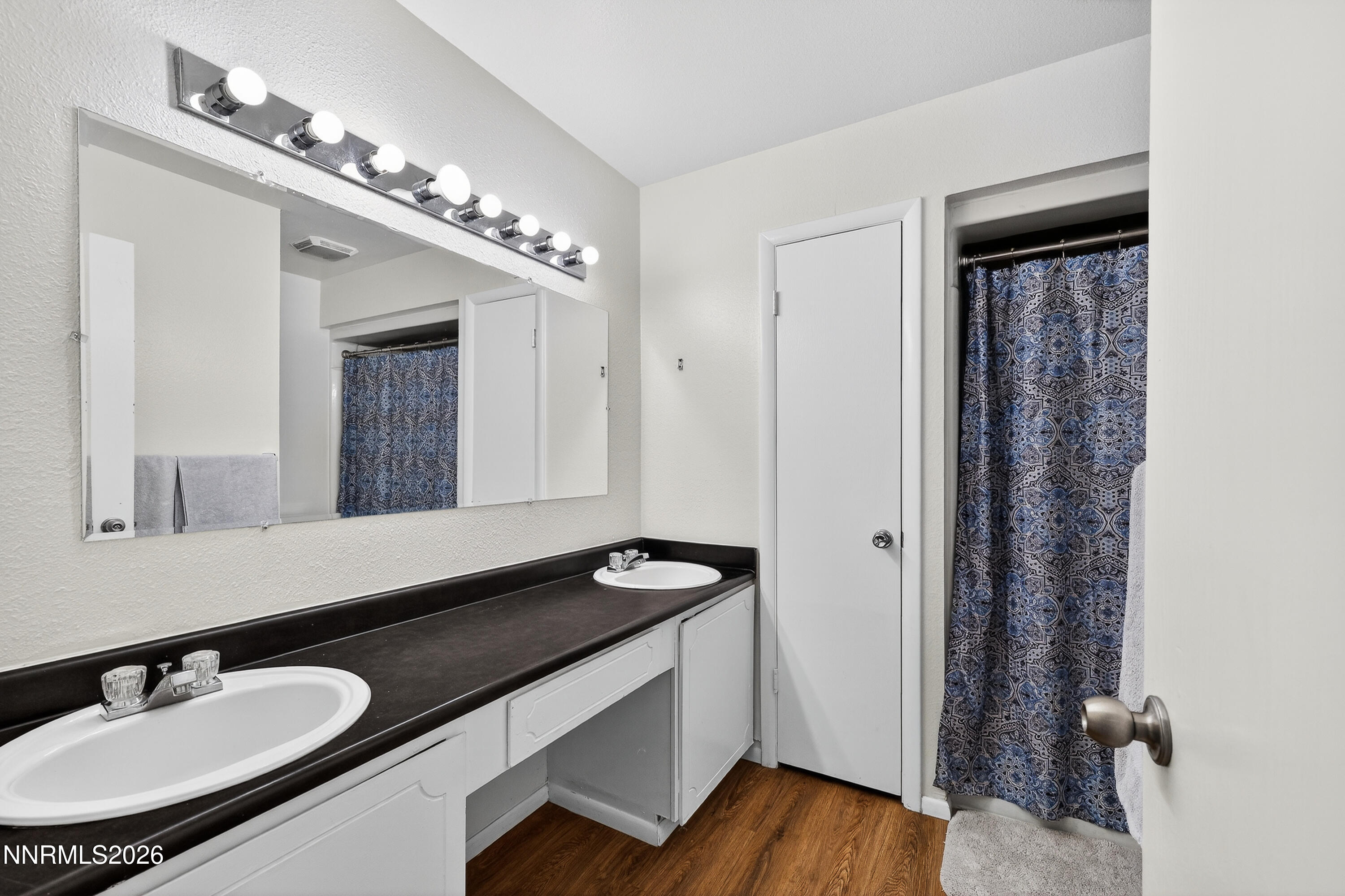 613 Smithridge Park Reno, NV 89502 - Photo 14 of 25 Smithridge-11