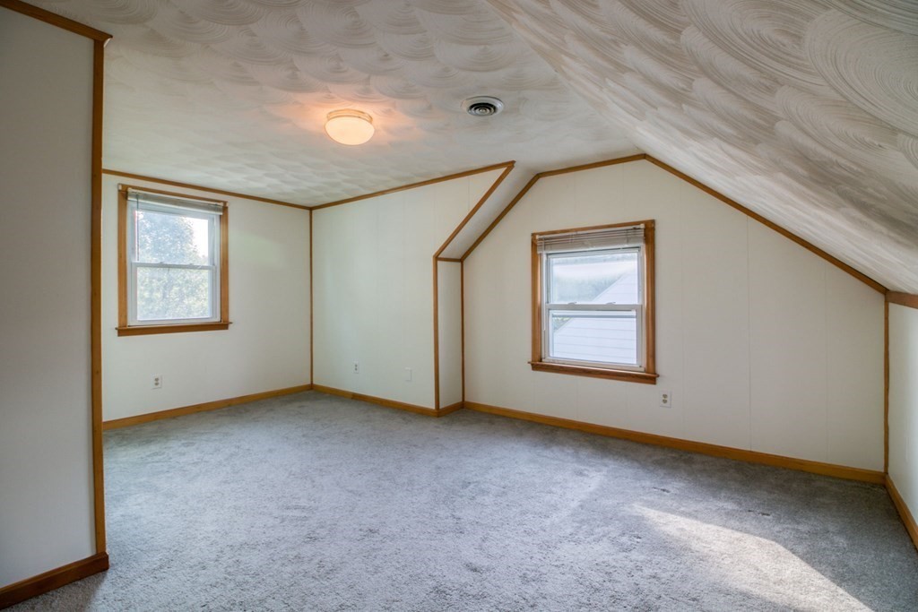 51 Pheland Street Springfield, MA 01109 - Photo 11 of 21 Gallery Image 11
