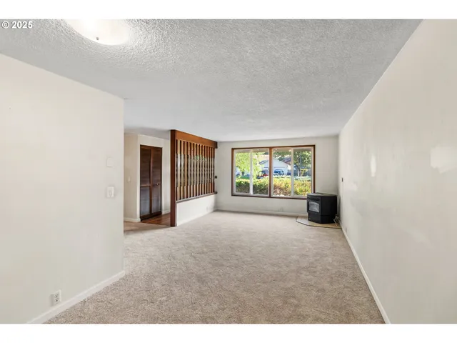 $362,000 | 3826 Peppertree Drive, Eugene, OR 97402