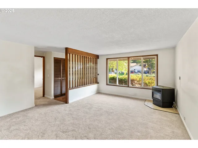 $362,000 | 3826 Peppertree Drive, Eugene, OR 97402