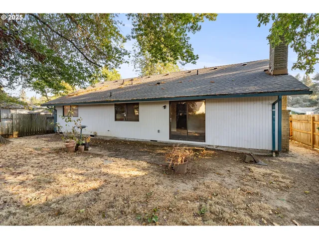 $362,000 | 3826 Peppertree Drive, Eugene, OR 97402