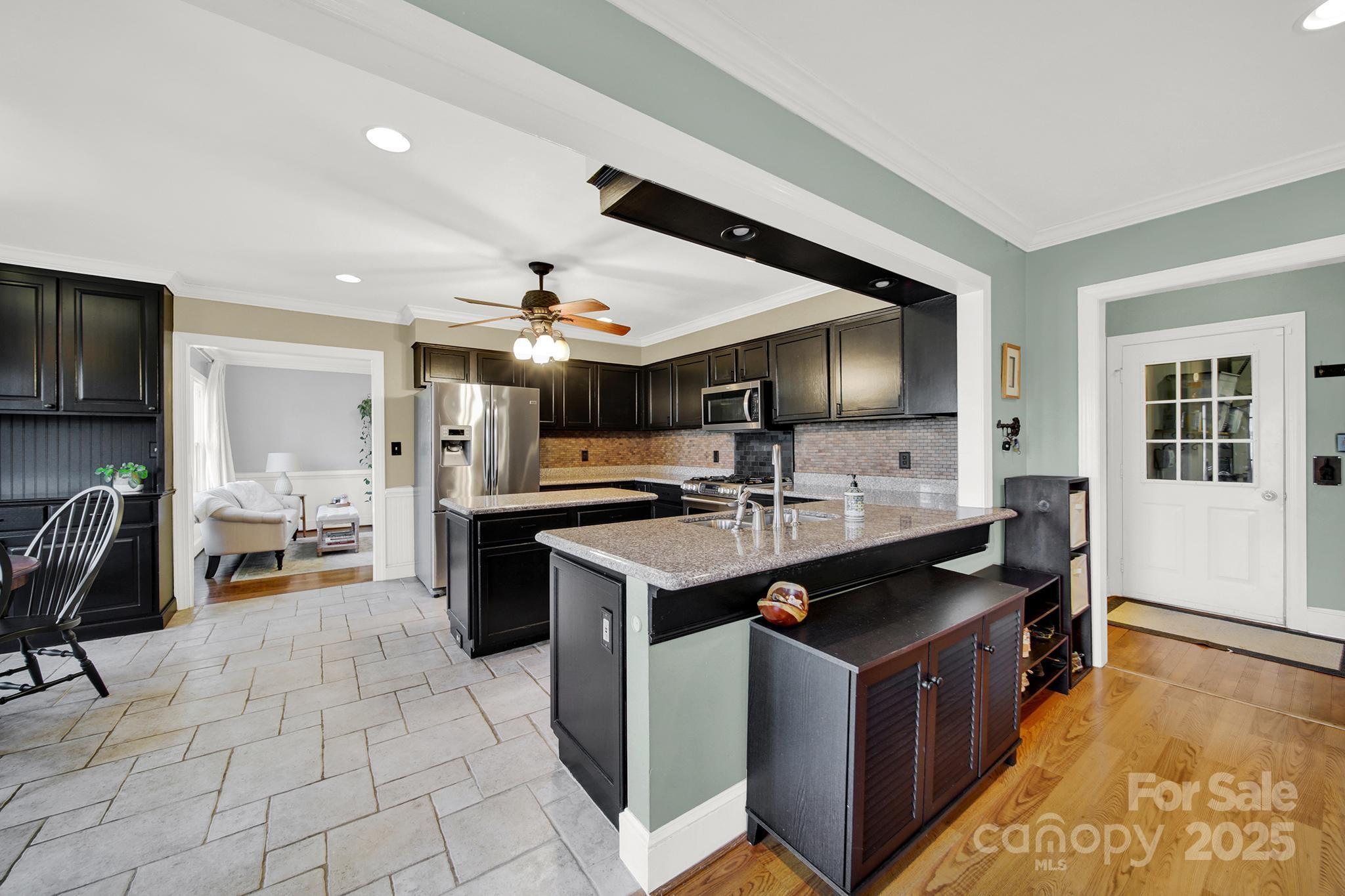 900 Cithara Drive Matthews, NC 28105 - Photo 9 of 48