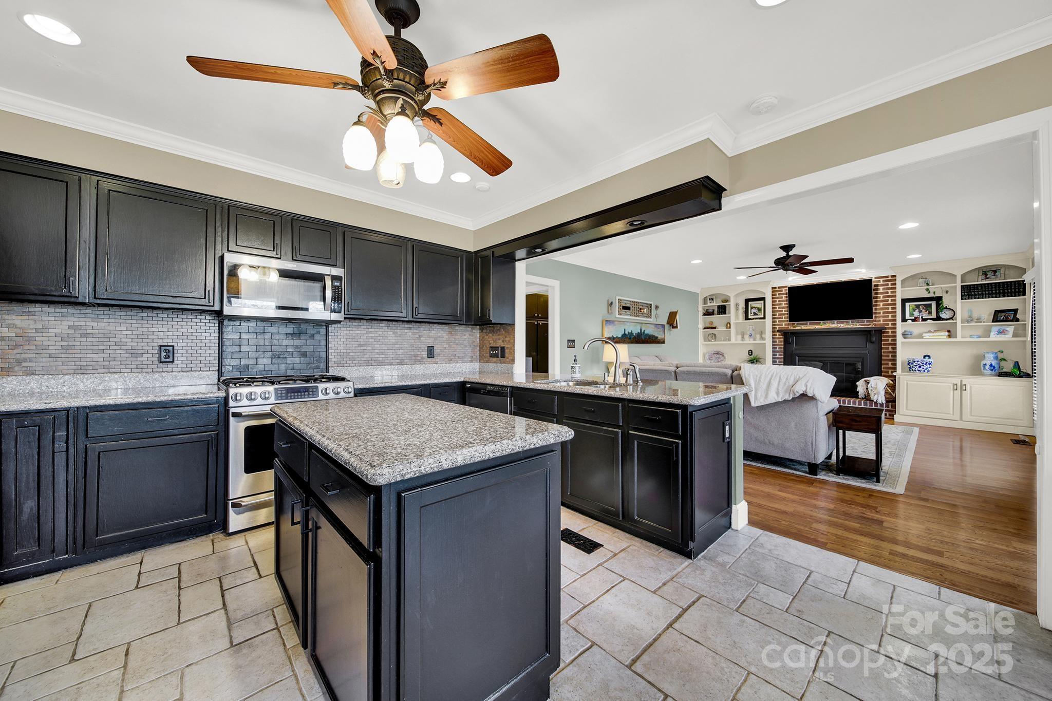 900 Cithara Drive Matthews, NC 28105 - Photo 10 of 48