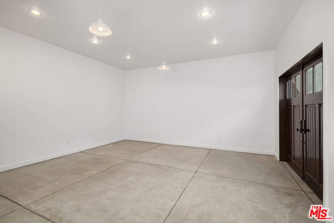 1436 Silver Boulevard Los Angeles, CA 90026 - Photo 28 of 31 a view of an empty room
