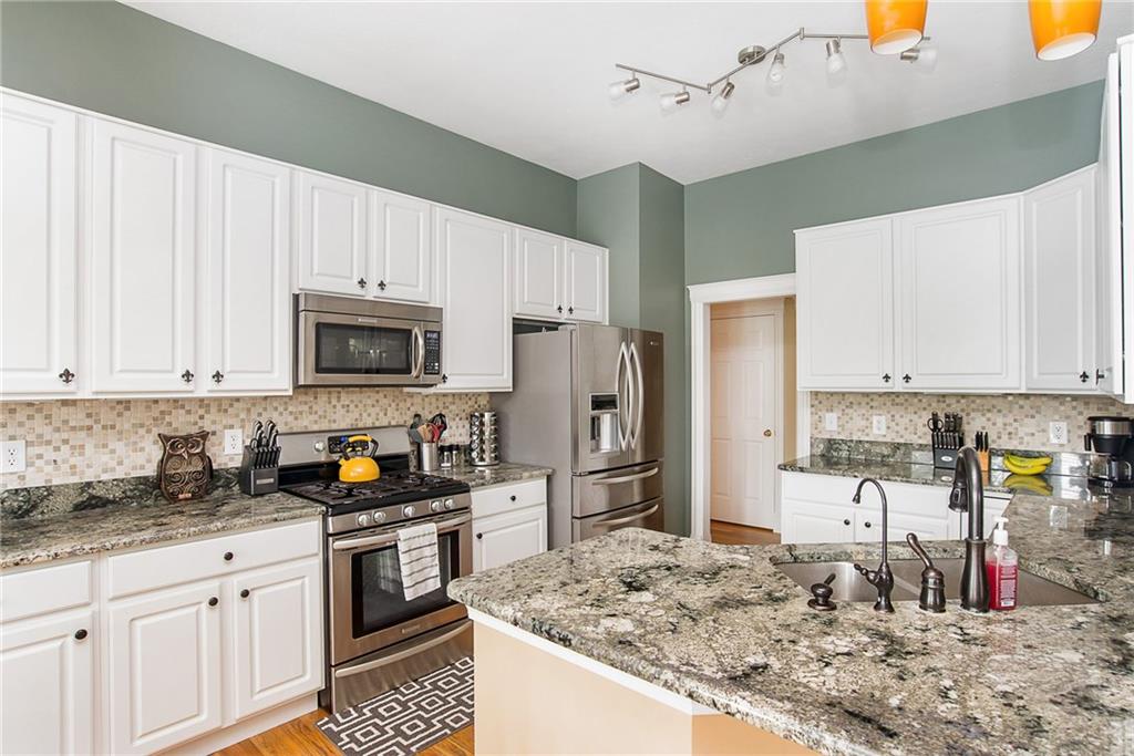 11373 Falling Water Way Fishers, IN 46037 - Photo 11 of 24 Gallery Image 11