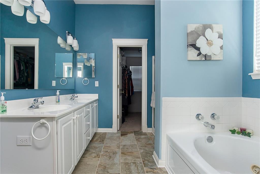 11373 Falling Water Way Fishers, IN 46037 - Photo 16 of 24 Gallery Image 16