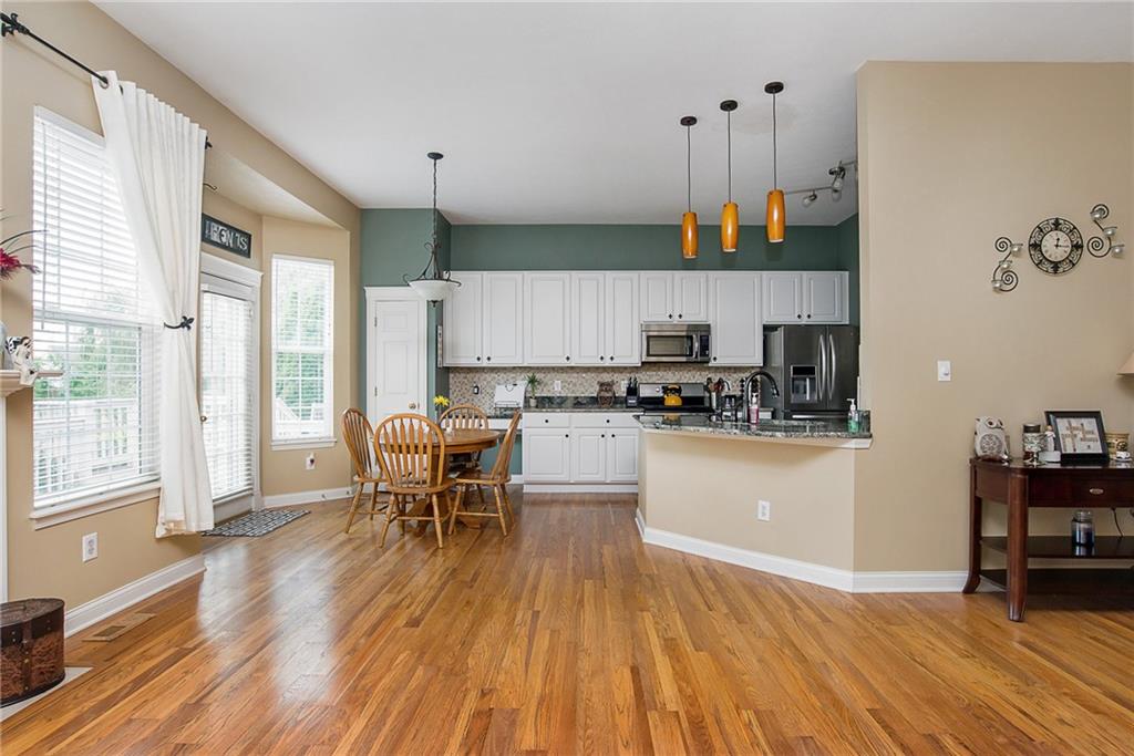 11373 Falling Water Way Fishers, IN 46037 - Photo 9 of 24 Gallery Image 9