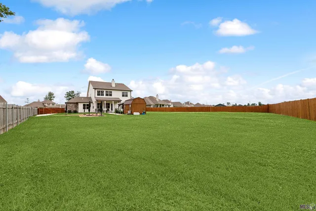 $549,000 | 9574 West Terran Lane, Westwego, LA 70094