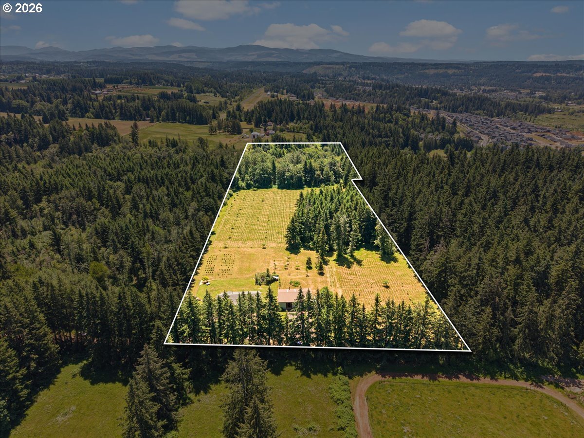 27737 Southeast Currin Road Estacada, OR 97023 - Photo 25 of 40