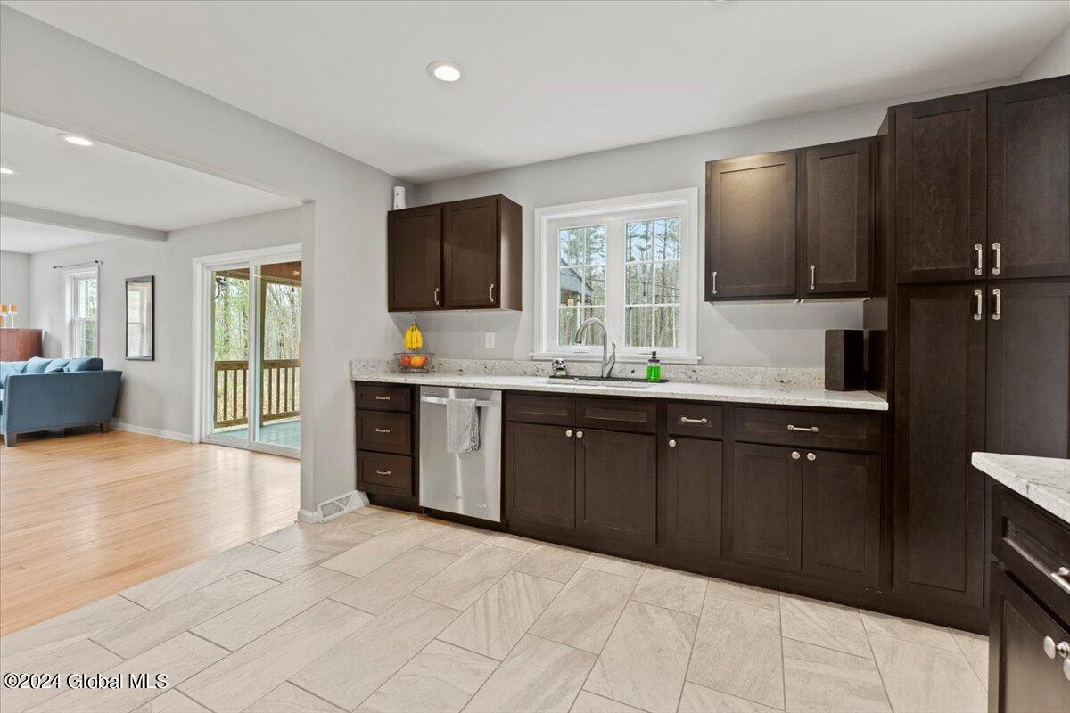 12 Hyspot Road Greenfield, NY 12833 - Photo 15 of 47 28-DOD01841