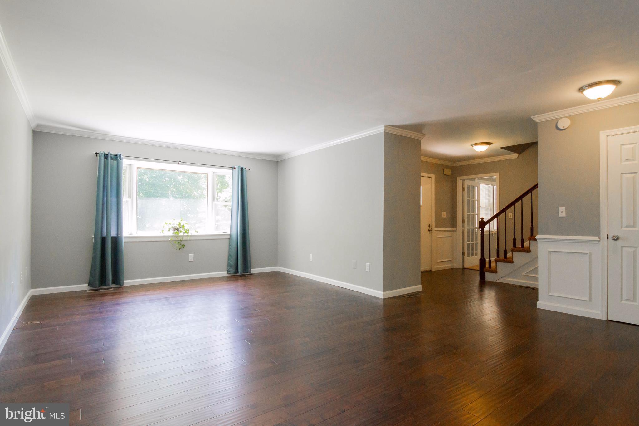 13523 Stonehouse Mountain Road Culpeper, VA 22701 - Photo 4 of 30 Spacious Living Room