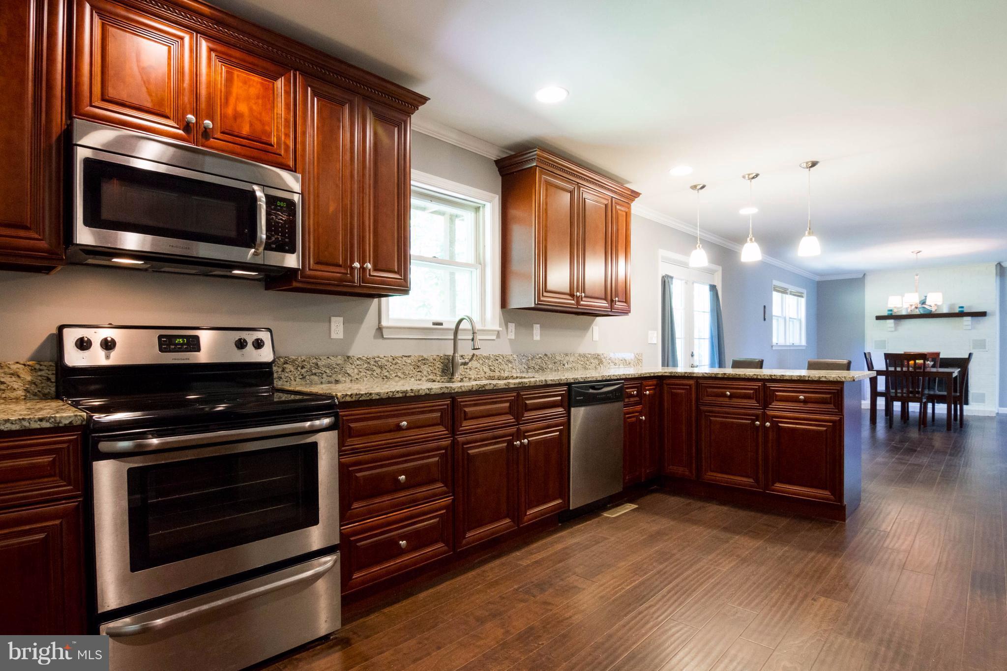 13523 Stonehouse Mountain Road Culpeper, VA 22701 - Photo 6 of 30 Stainless Appliances