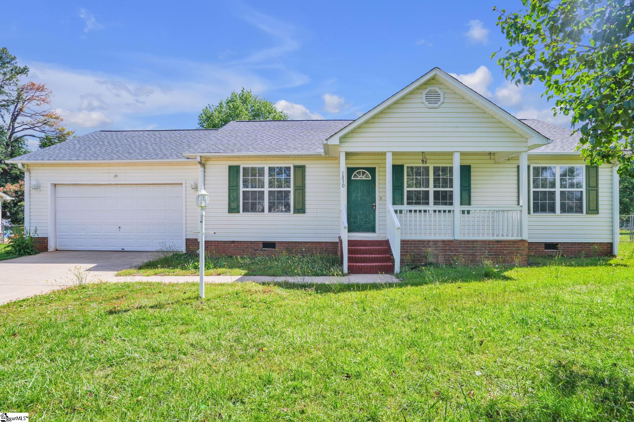 1370 Bishop Road Inman, SC 29349 - Photo 1 of 24