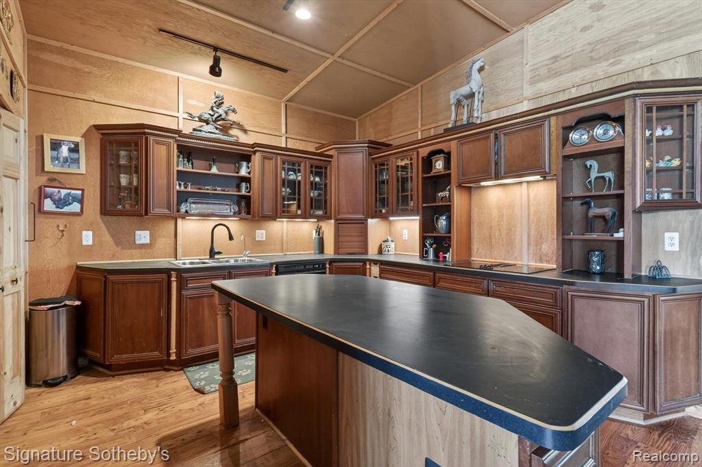 12700 Shaffer Road Davisburg, MI 48350 - Photo 71 of 99
